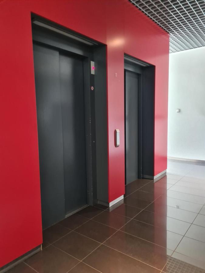 פוזנן Boznicza Old Town Lux Apartment, Self Check-In 24H, Free Parking מראה חיצוני תמונה