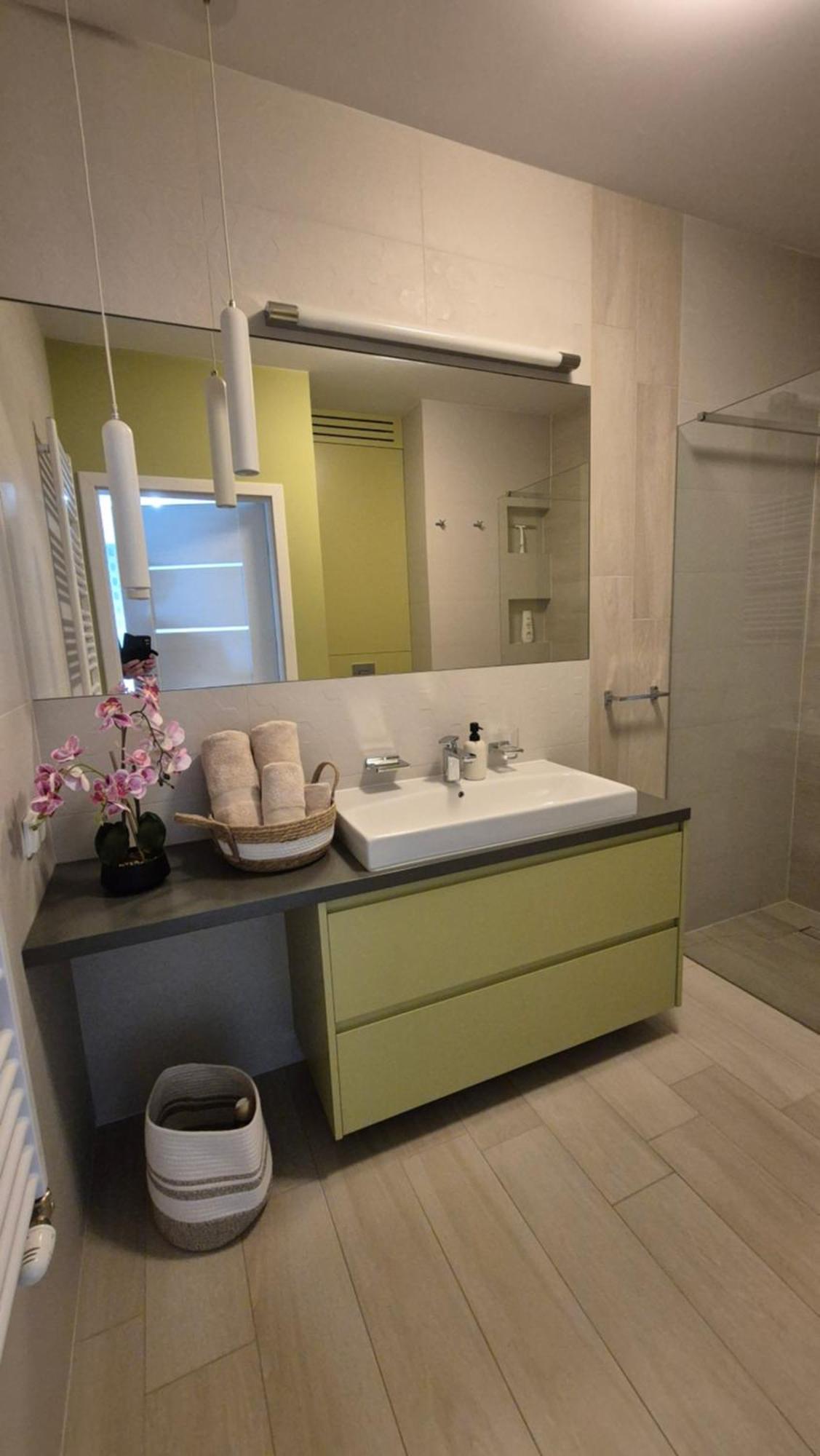 פוזנן Boznicza Old Town Lux Apartment, Self Check-In 24H, Free Parking מראה חיצוני תמונה