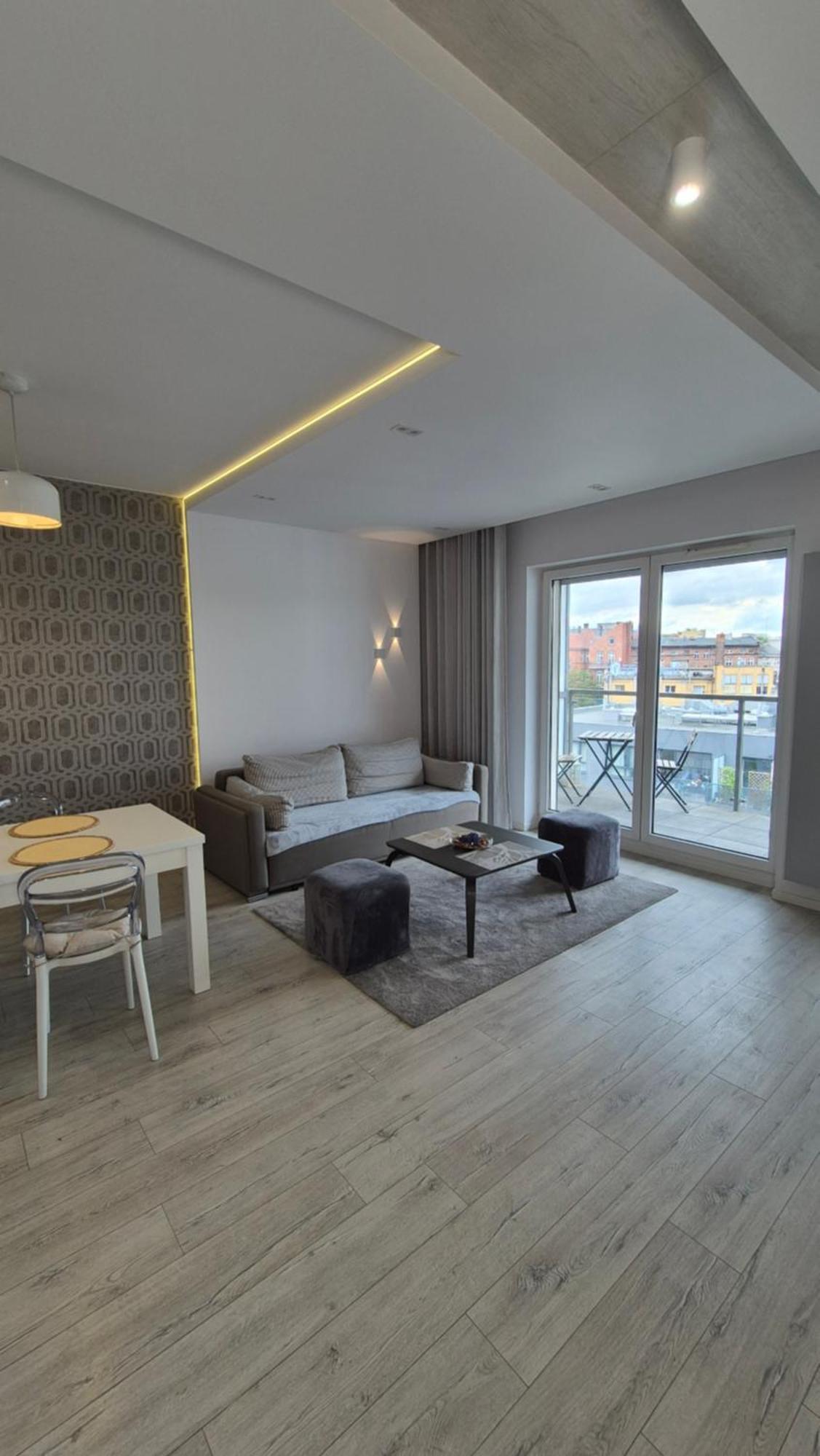 פוזנן Boznicza Old Town Lux Apartment, Self Check-In 24H, Free Parking מראה חיצוני תמונה