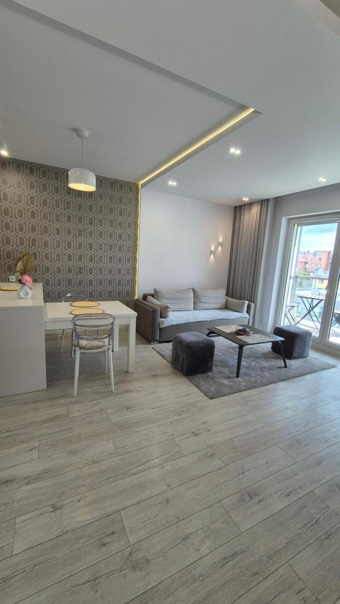 פוזנן Boznicza Old Town Lux Apartment, Self Check-In 24H, Free Parking מראה חיצוני תמונה